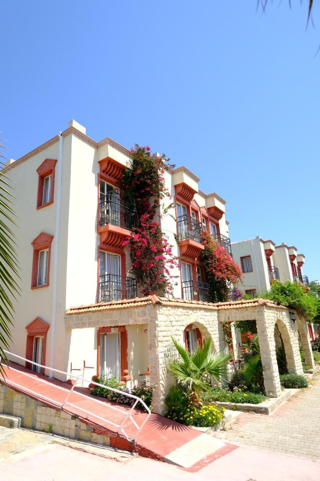 Phoenix Sun Hotel بودروم المظهر الخارجي الصورة