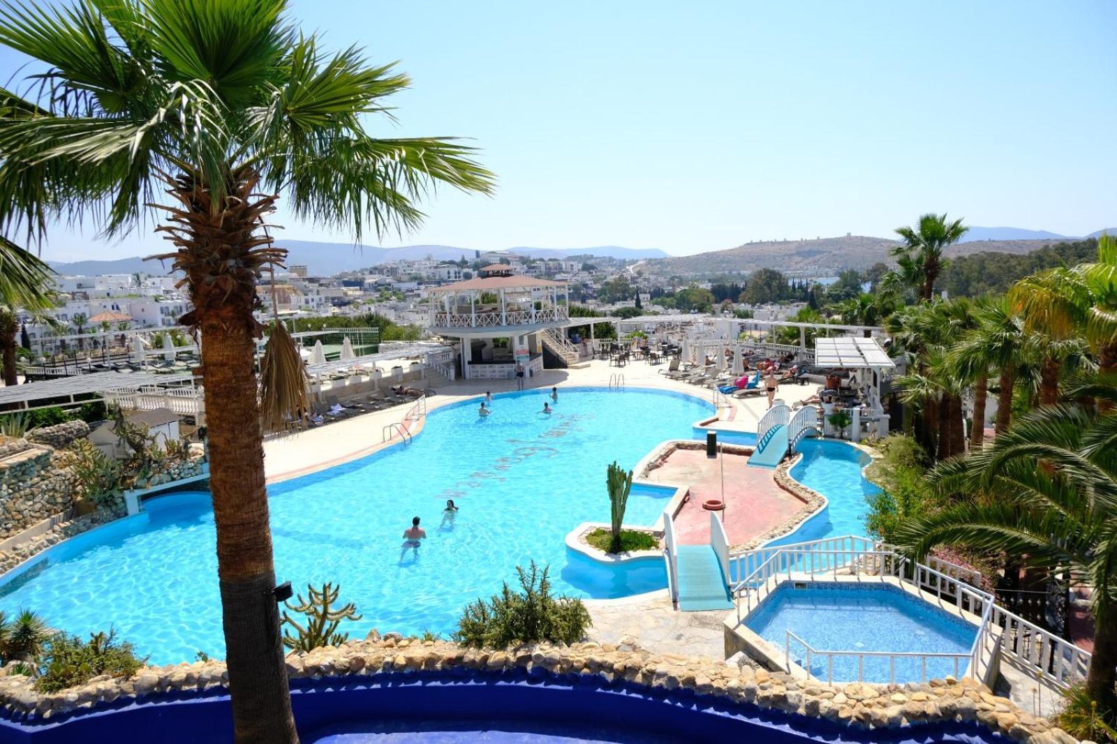 Phoenix Sun Hotel بودروم المظهر الخارجي الصورة